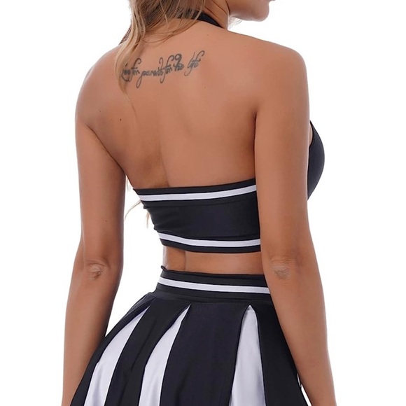 Cheerleader outfit - Picture 2 of 3